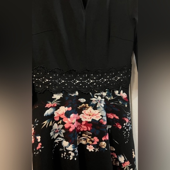 🆕 NWT OWIN FLORAL DRESS (M) - Picture 6 of 8